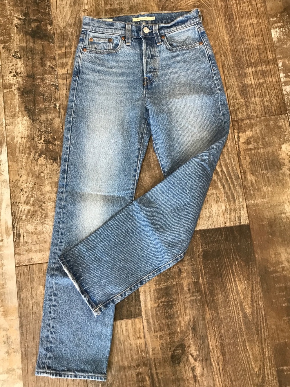 LEVI’S JEANS